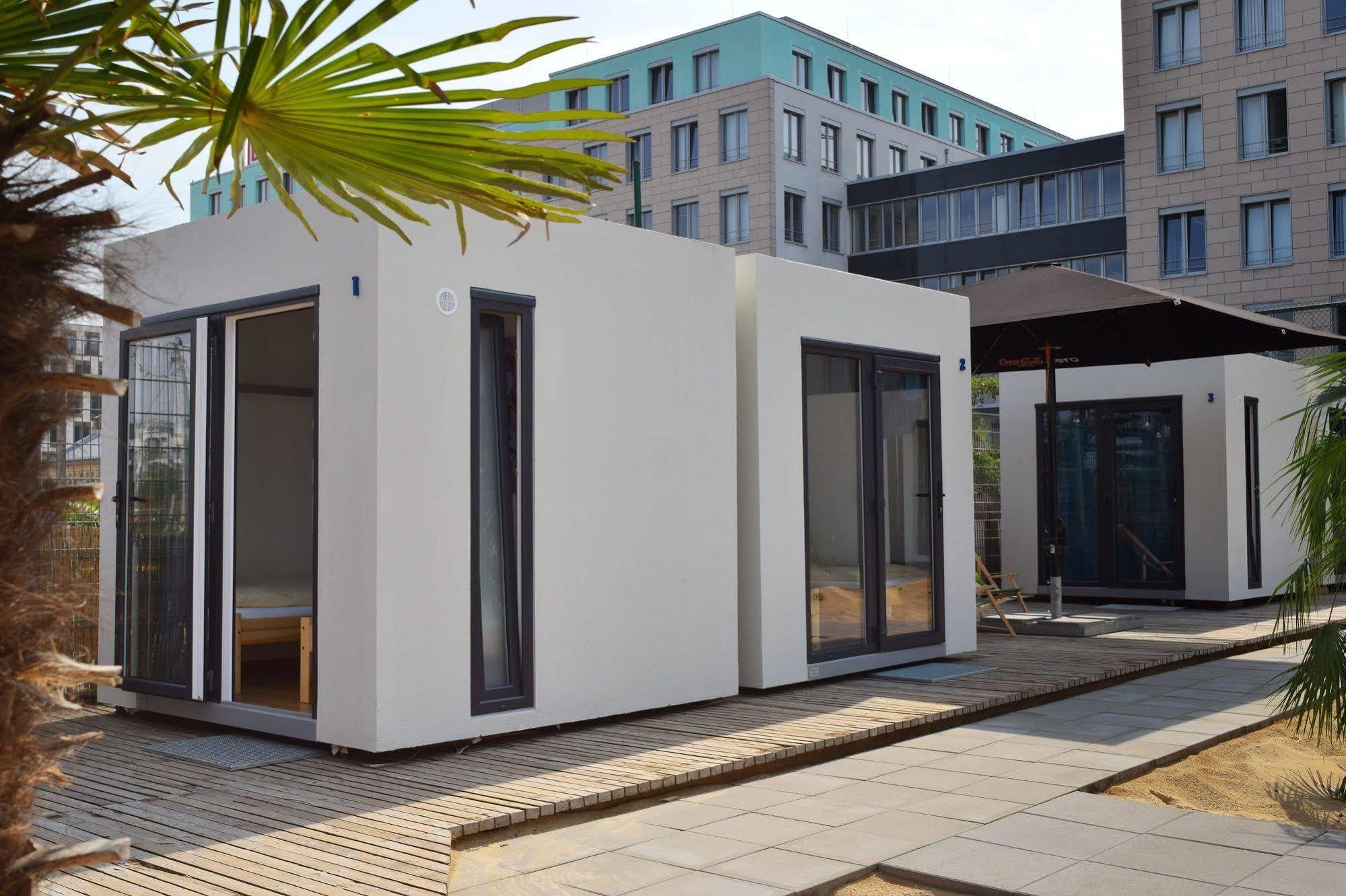 Cube Lodges Berlin Mitte Exterior foto